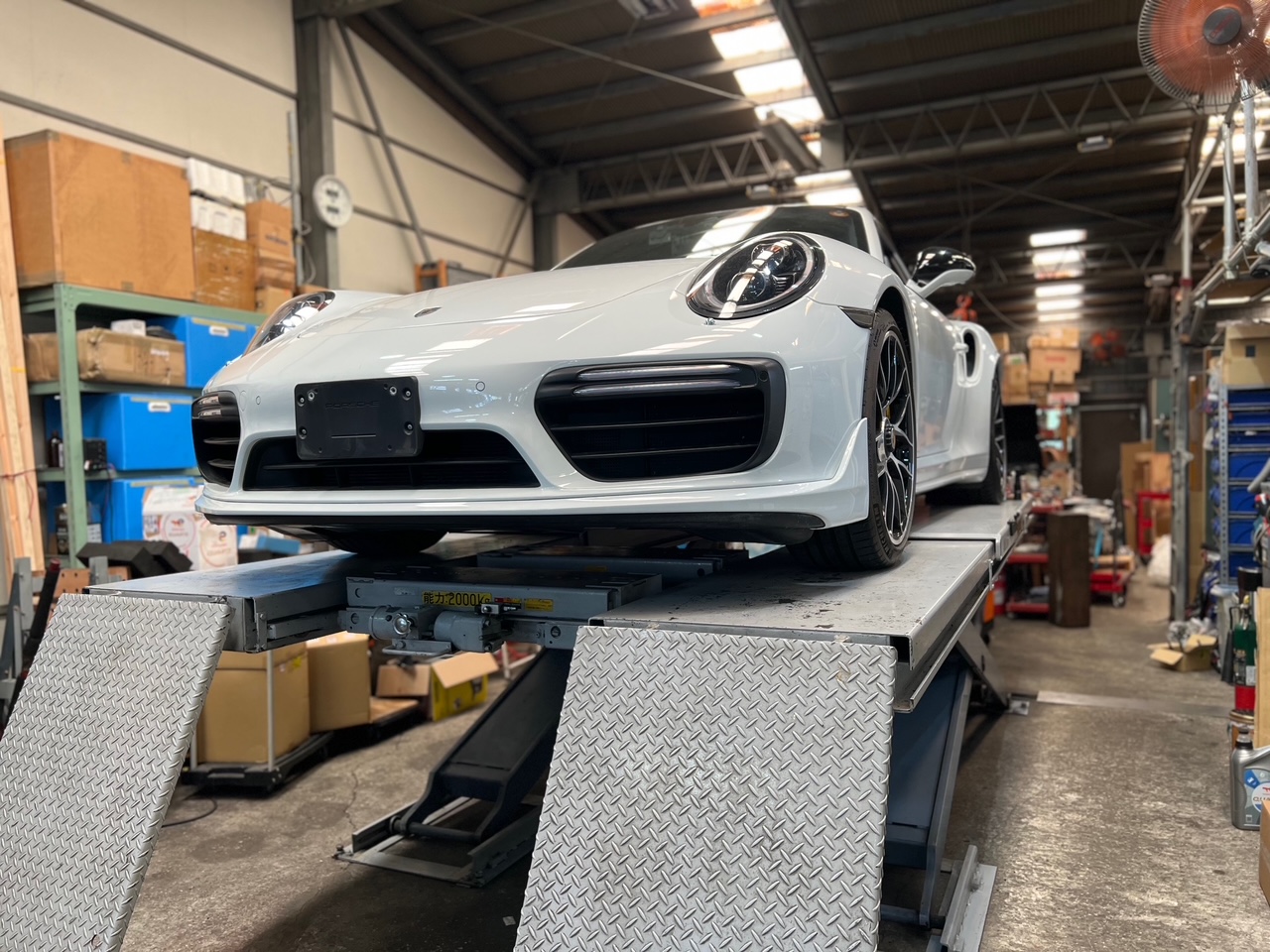 ポルシェ911 PDK修理 横浜ABSY