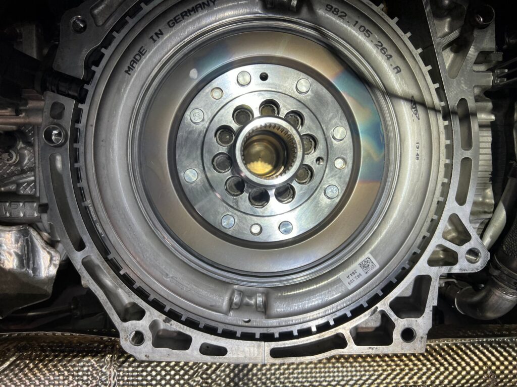 718ケイマン PDK DMF デュアルマスフライホイール新品取付